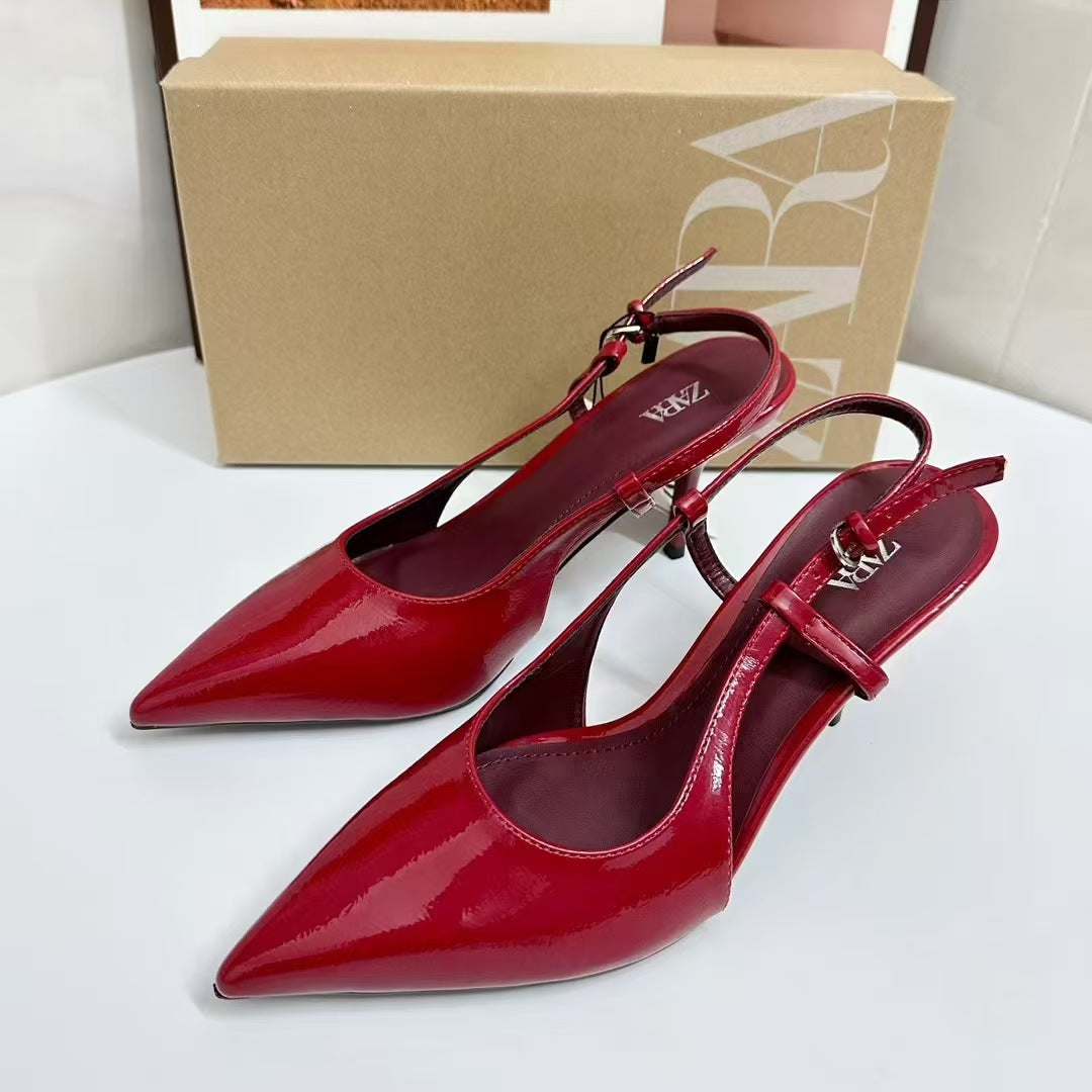Zelio heels