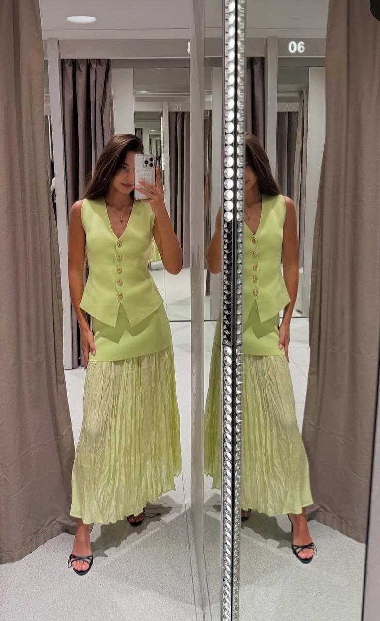 Geneo top and skirt set