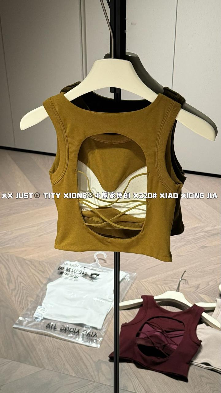 Criss cross padded top